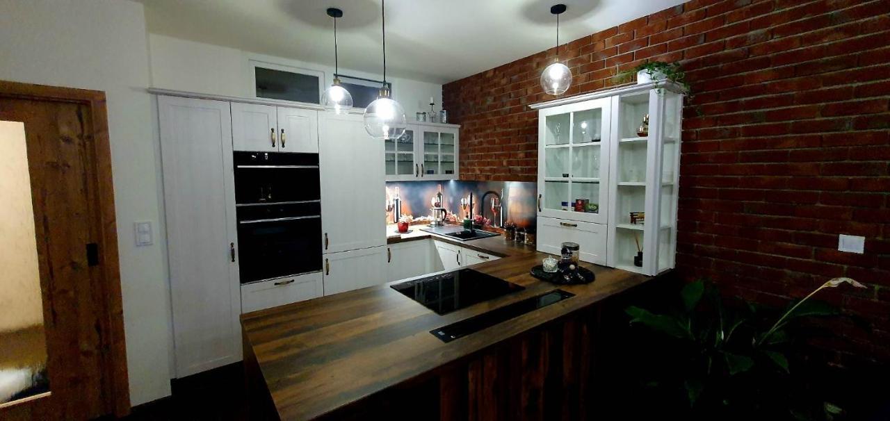 Apartman Jako Doma 올로모우츠 외부 사진