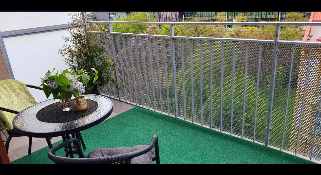 Apartman Jako Doma 올로모우츠 외부 사진